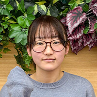 密　菜々美さん