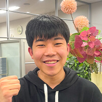 三上　賢介さん
