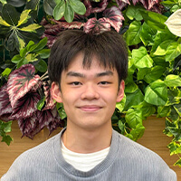 小出　倫也さん