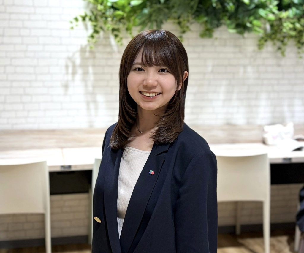 月寒中央校室長 山田詩織
